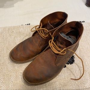 Red Wing Weekender Chukka Boots